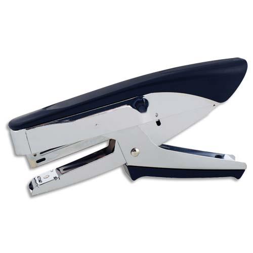 [960417] PERGAMY Pince agrafeuse SOFTGRIP. Agrafes 24/6 et 26/6. Capacité 20 feuilles. Coloris Noir.